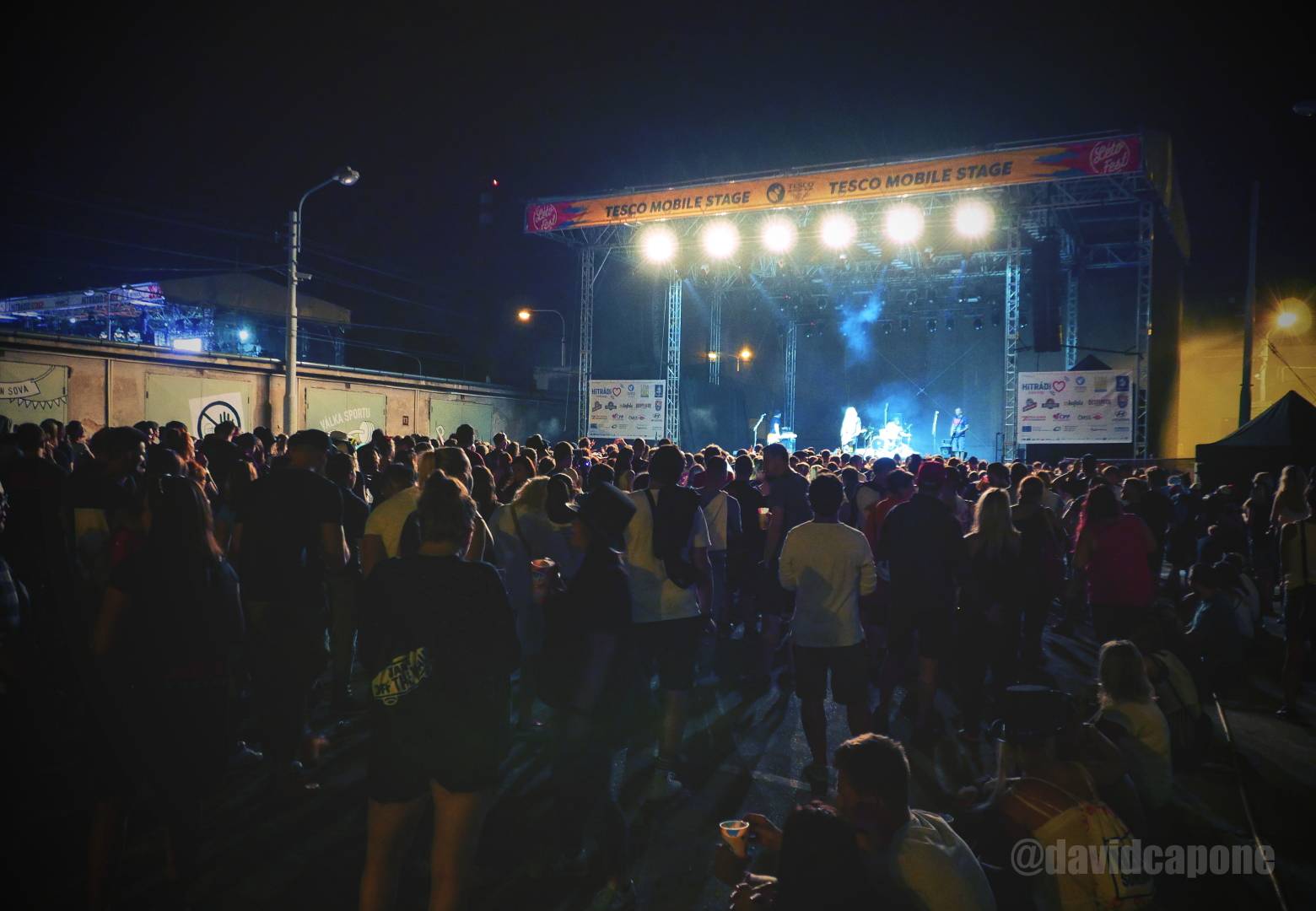 Druhý den plzeňského Létofestu je za námi. Vystoupili Divokej Bill, vypsaná fiXa a Wanastowi Vjecy