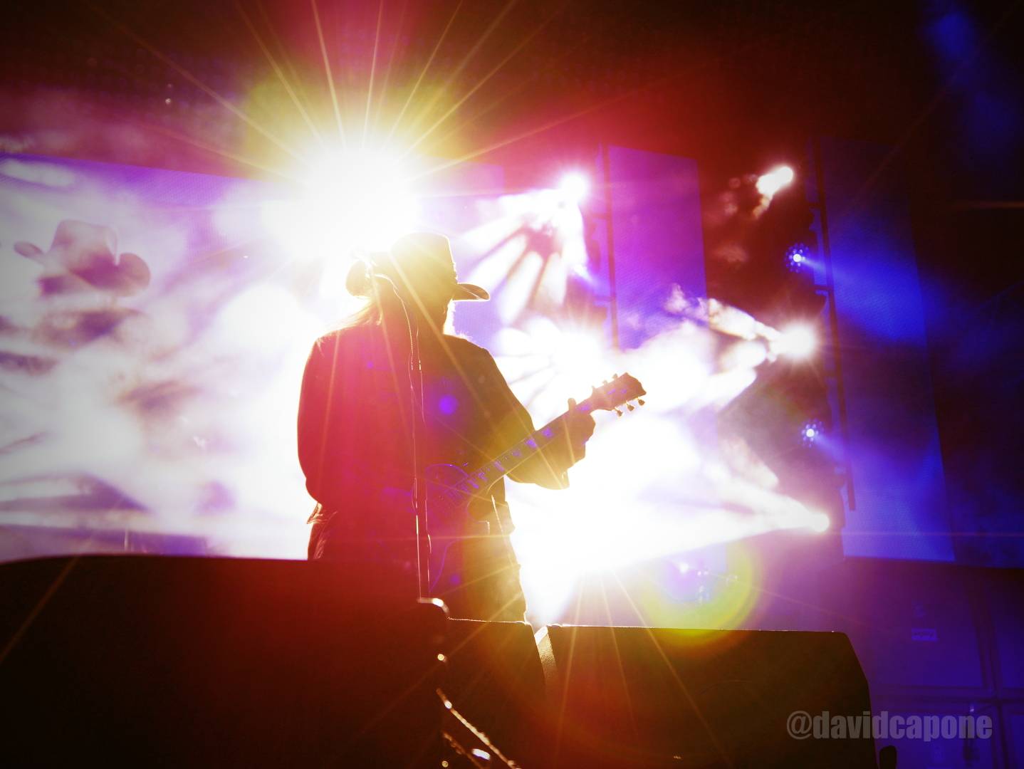 Druhý den plzeňského Létofestu je za námi. Vystoupili Divokej Bill, vypsaná fiXa a Wanastowi Vjecy