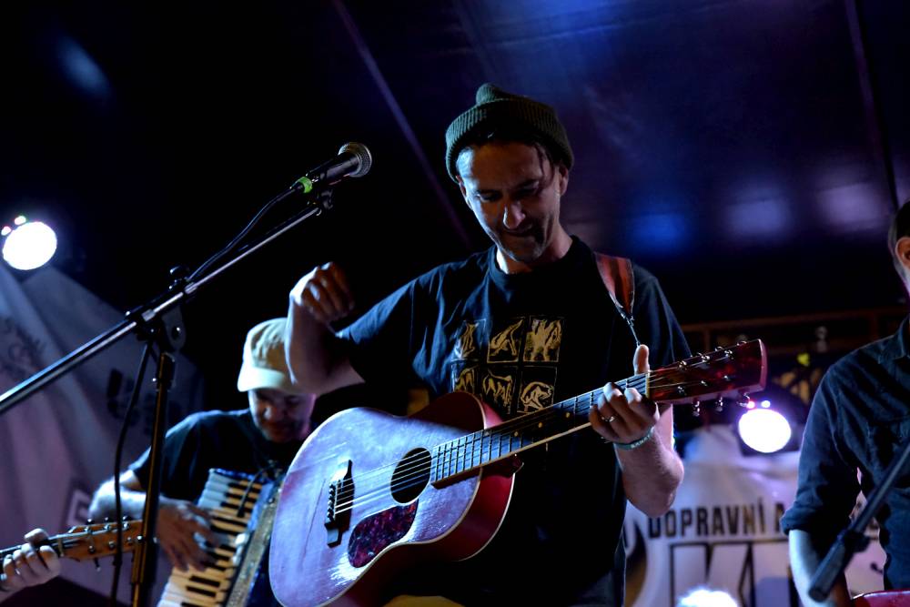 Festival Banát: Několikadenní akce v Rumunsku s českými kapelami. Takhle to tam vypadalo letos