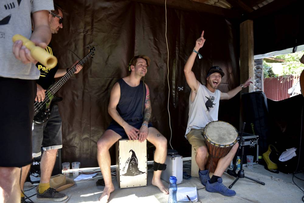 Festival Banát: Několikadenní akce v Rumunsku s českými kapelami. Takhle to tam vypadalo letos