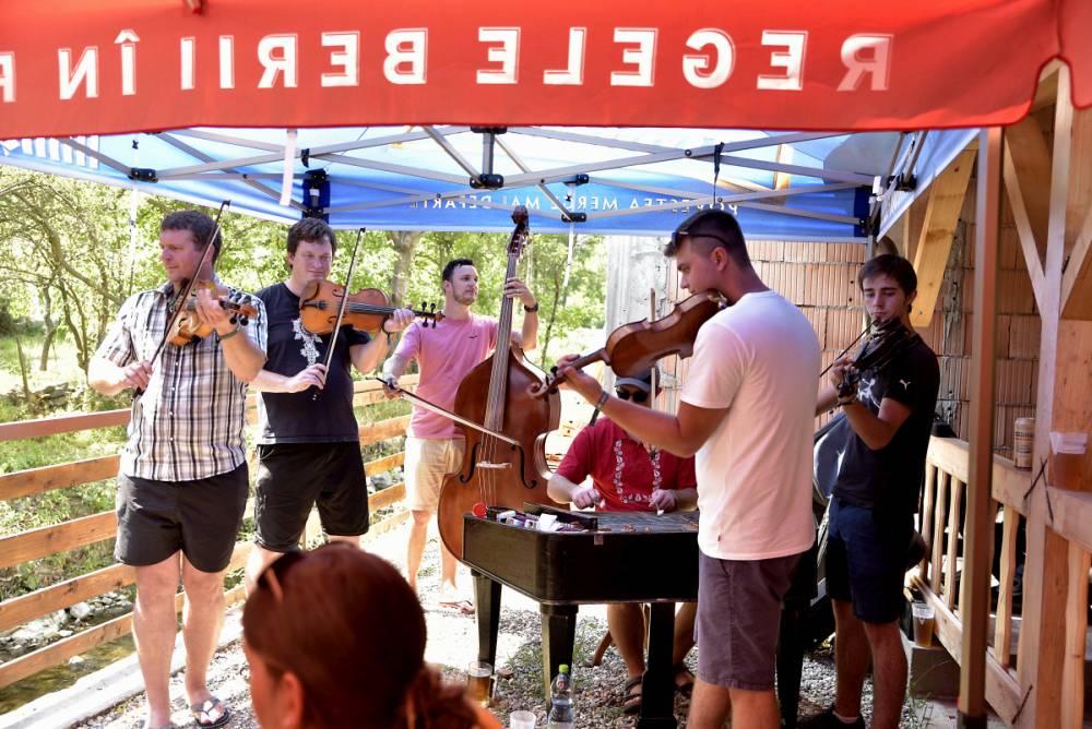 Festival Banát: Několikadenní akce v Rumunsku s českými kapelami. Takhle to tam vypadalo letos