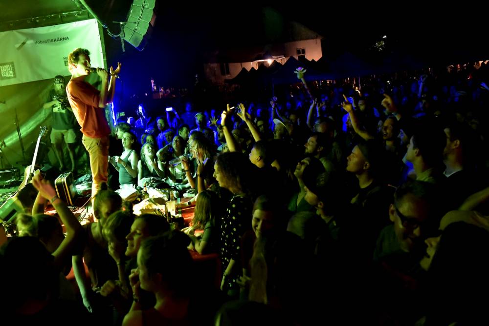 Festival Banát: Několikadenní akce v Rumunsku s českými kapelami. Takhle to tam vypadalo letos