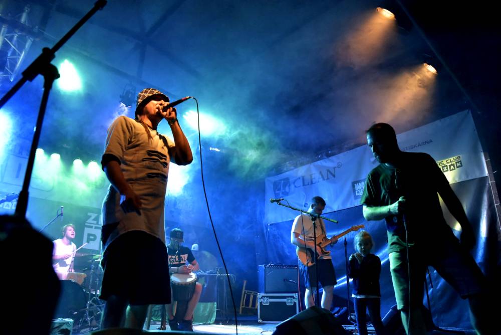 Festival Banát: Několikadenní akce v Rumunsku s českými kapelami. Takhle to tam vypadalo letos