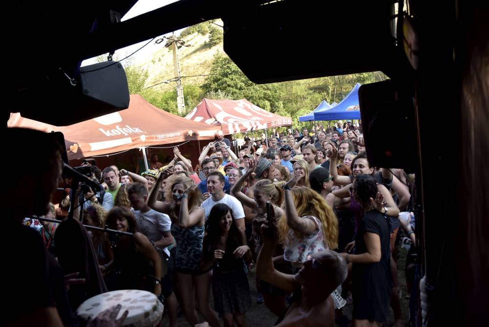 Festival Banát: Několikadenní akce v Rumunsku s českými kapelami. Takhle to tam vypadalo letos