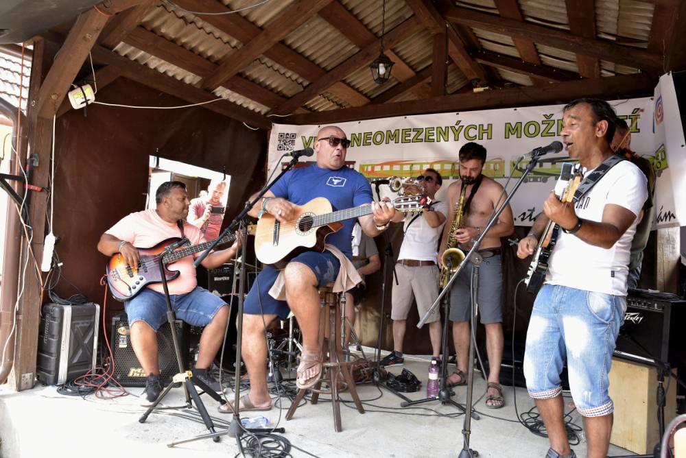 Festival Banát: Několikadenní akce v Rumunsku s českými kapelami. Takhle to tam vypadalo letos