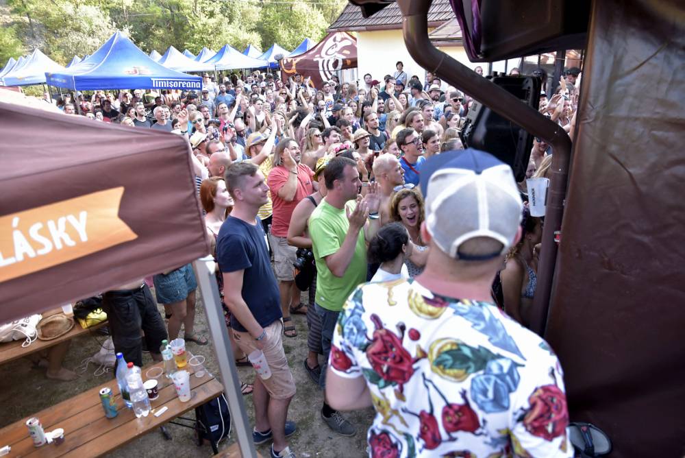 Festival Banát: Několikadenní akce v Rumunsku s českými kapelami. Takhle to tam vypadalo letos