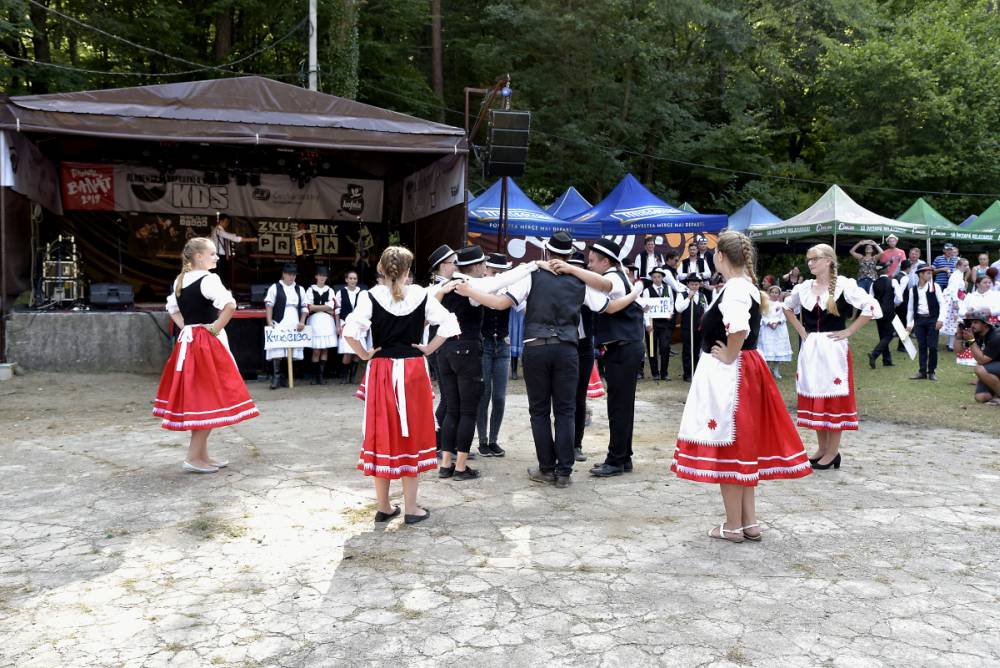 Festival Banát: Několikadenní akce v Rumunsku s českými kapelami. Takhle to tam vypadalo letos