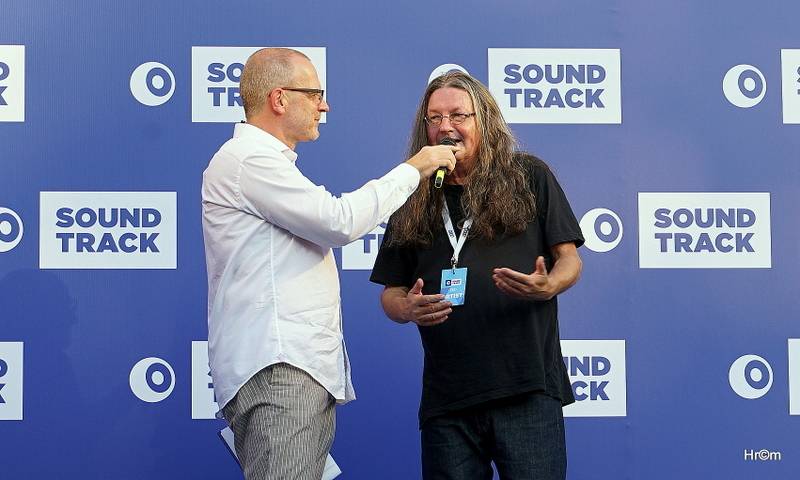 Na Soundtracku Poděbrady převzal cenu Ivan Hlas, Martin Dejdar oživil Šakalí léta