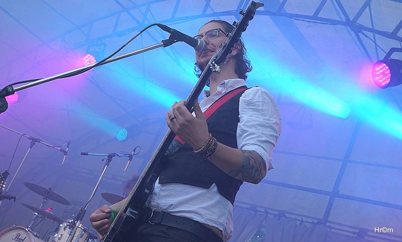 Na Soundtracku Poděbrady převzal cenu Ivan Hlas, Martin Dejdar oživil Šakalí léta