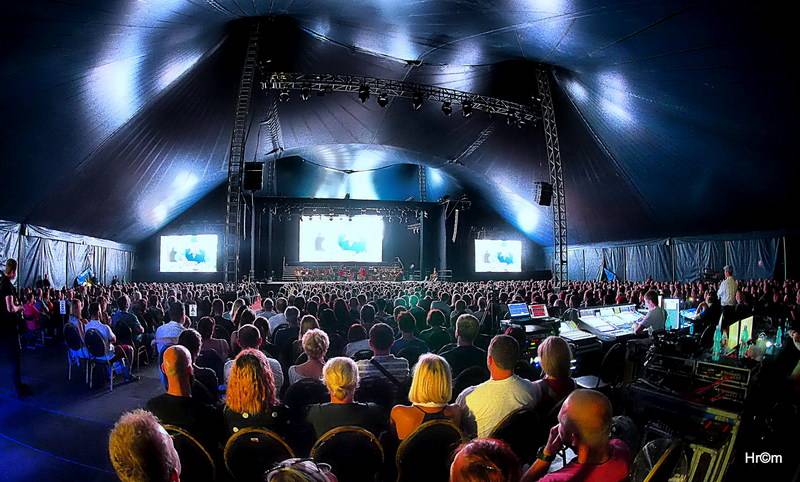 Vrcholem dalšího dne Soundtracku Poděbrady byl Amadeus s živým orchestrem. Příští rok bude James Bond