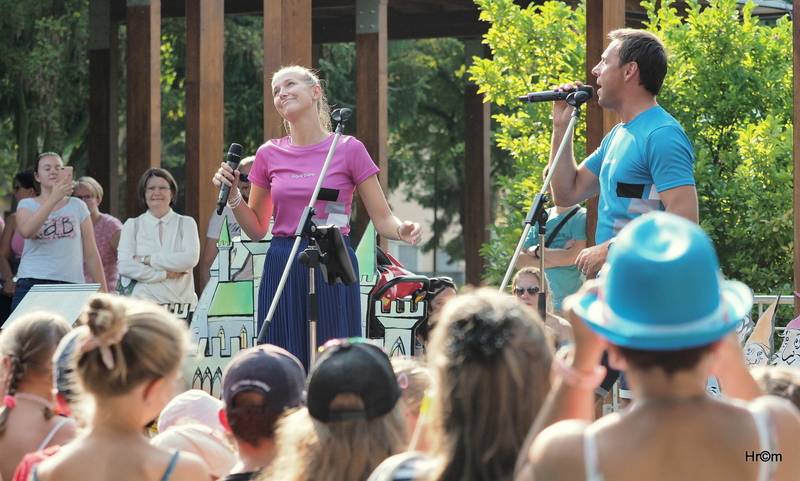 Vrcholem dalšího dne Soundtracku Poděbrady byl Amadeus s živým orchestrem. Příští rok bude James Bond