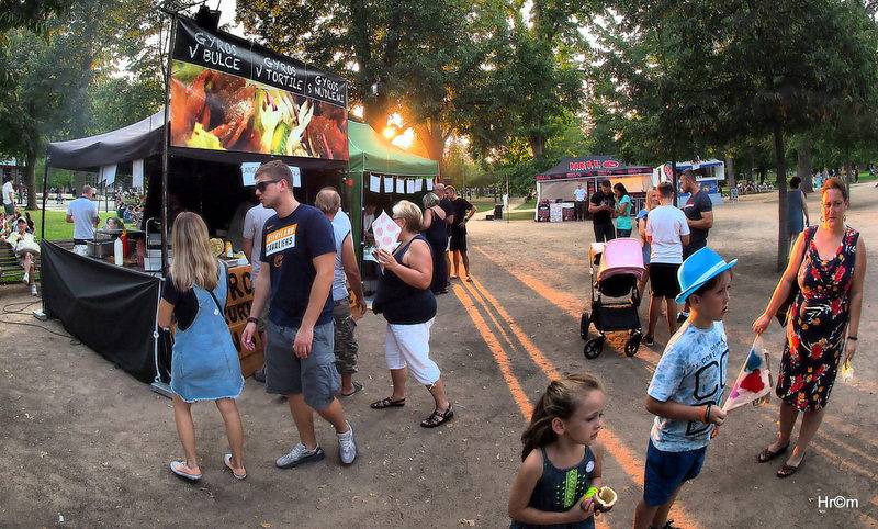 Vrcholem dalšího dne Soundtracku Poděbrady byl Amadeus s živým orchestrem. Příští rok bude James Bond