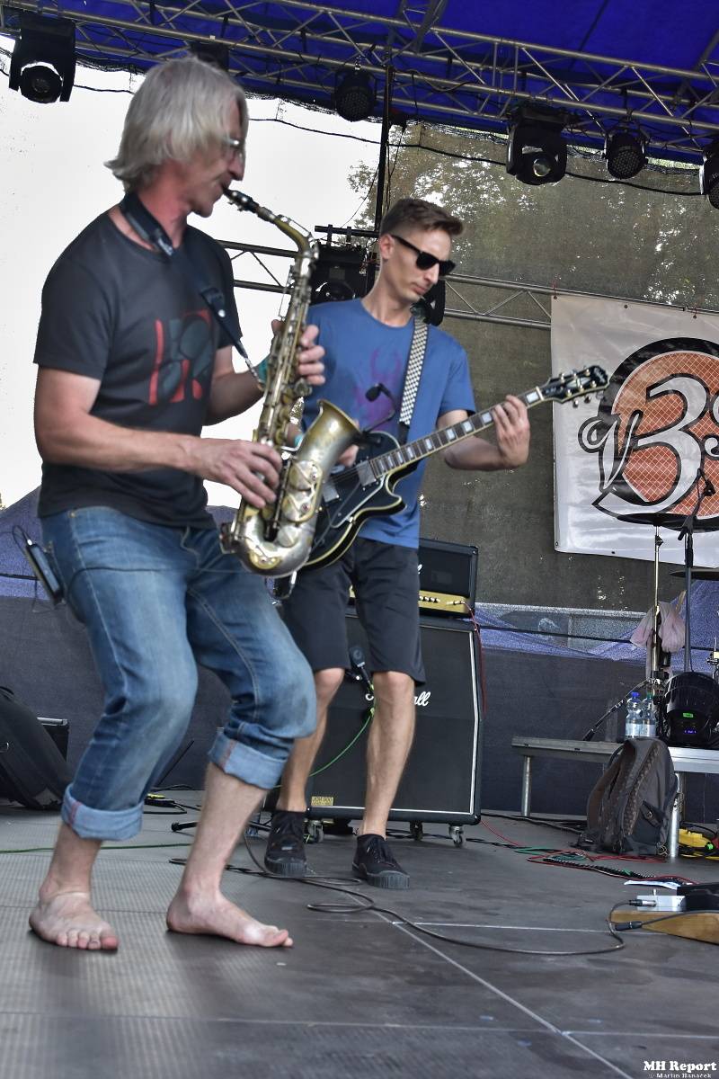 Kozolupy se loučily s prázdninami. Rockové léto na Mži hostilo Citron, Komunál i Morčata na útěku