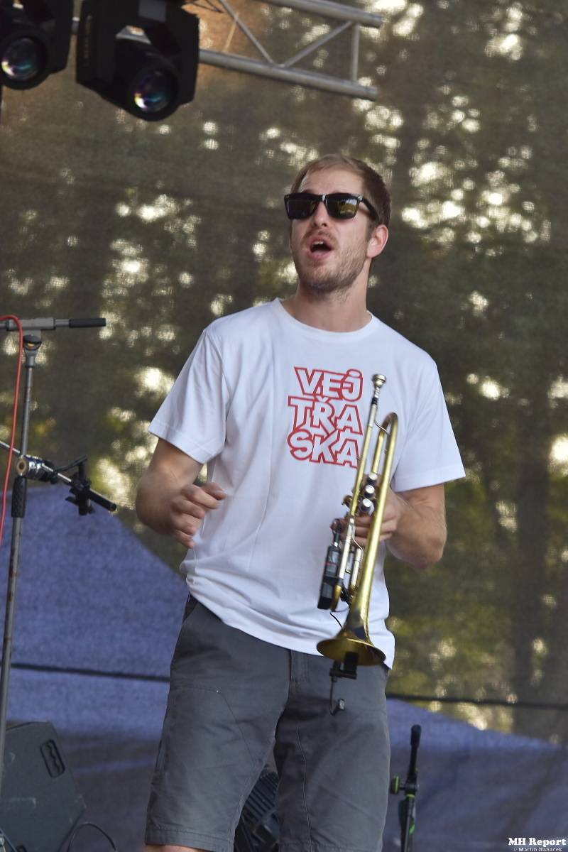 Kozolupy se loučily s prázdninami. Rockové léto na Mži hostilo Citron, Komunál i Morčata na útěku