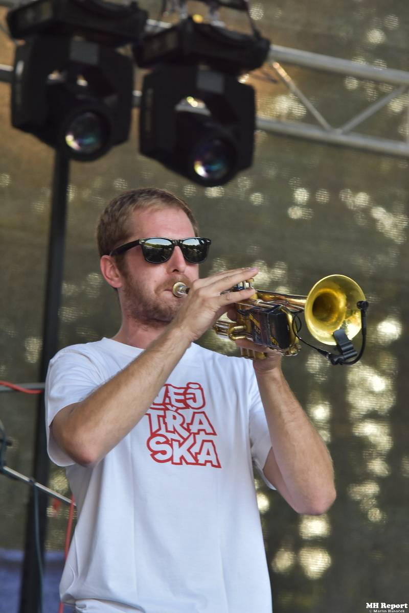 Kozolupy se loučily s prázdninami. Rockové léto na Mži hostilo Citron, Komunál i Morčata na útěku