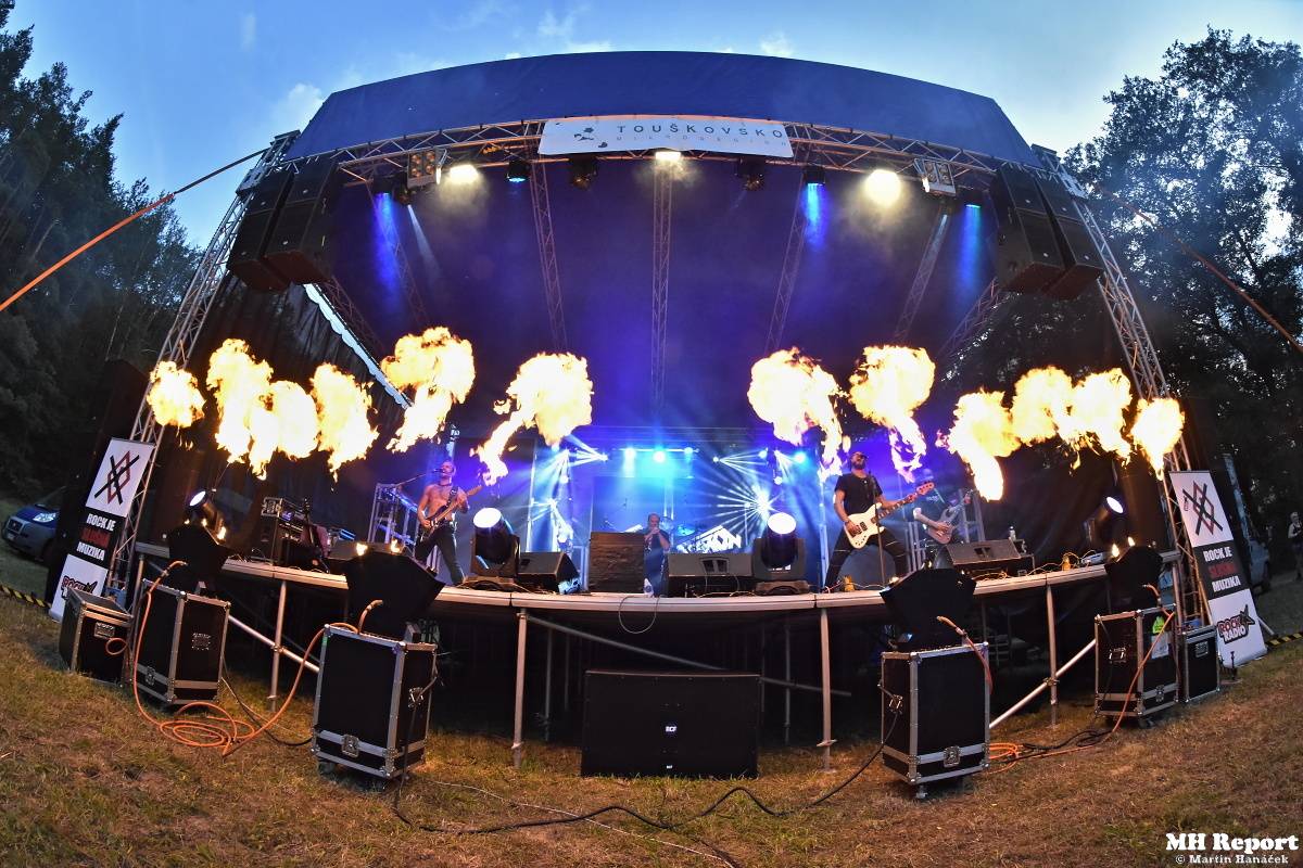 Kozolupy se loučily s prázdninami. Rockové léto na Mži hostilo Citron, Komunál i Morčata na útěku