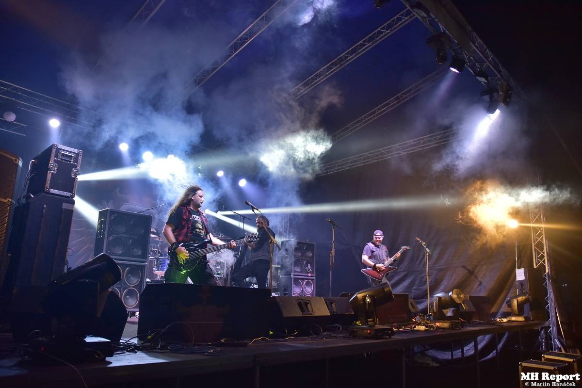 Kozolupy se loučily s prázdninami. Rockové léto na Mži hostilo Citron, Komunál i Morčata na útěku