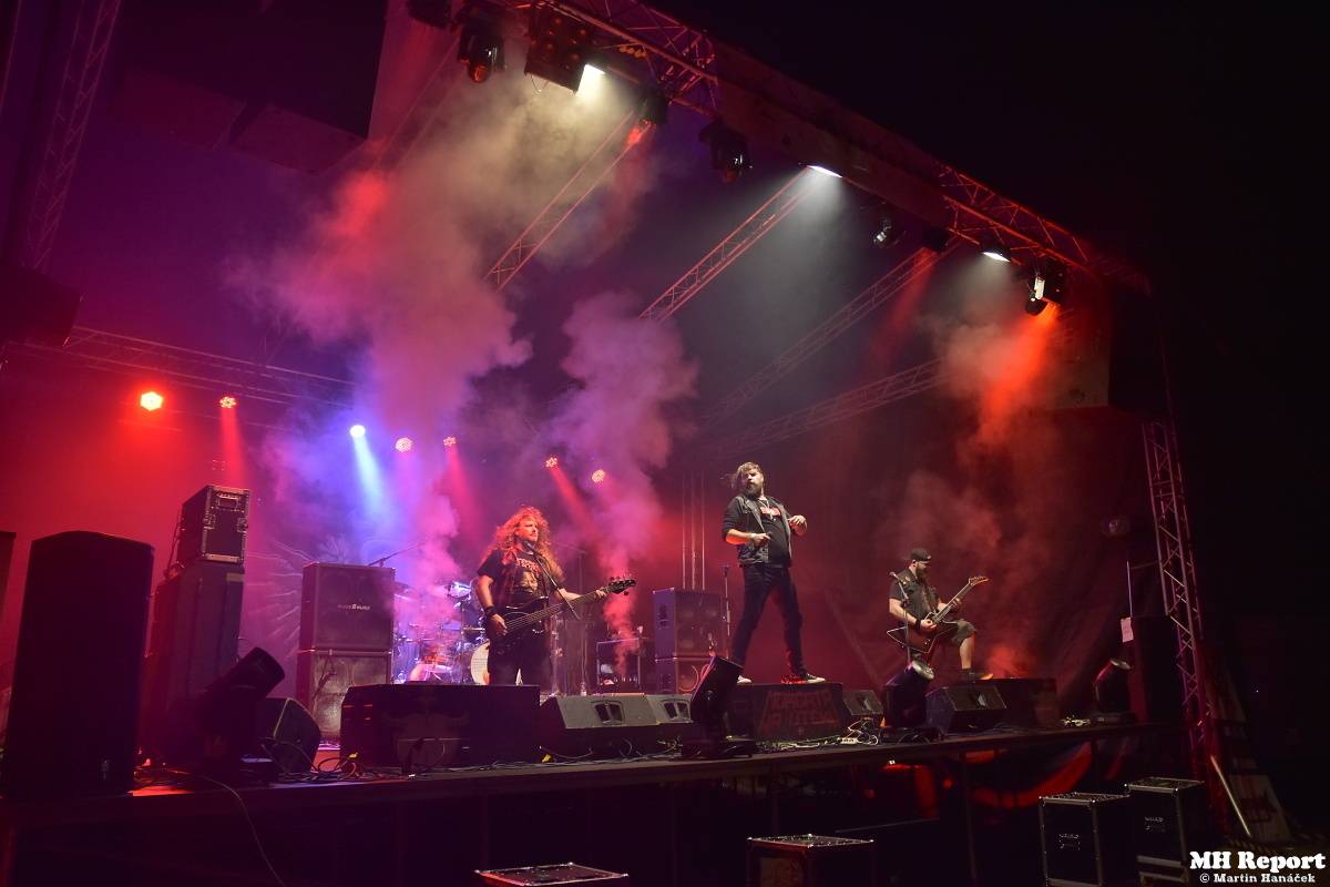 Kozolupy se loučily s prázdninami. Rockové léto na Mži hostilo Citron, Komunál i Morčata na útěku