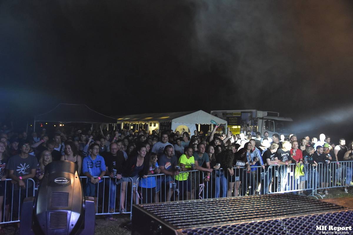 Kozolupy se loučily s prázdninami. Rockové léto na Mži hostilo Citron, Komunál i Morčata na útěku