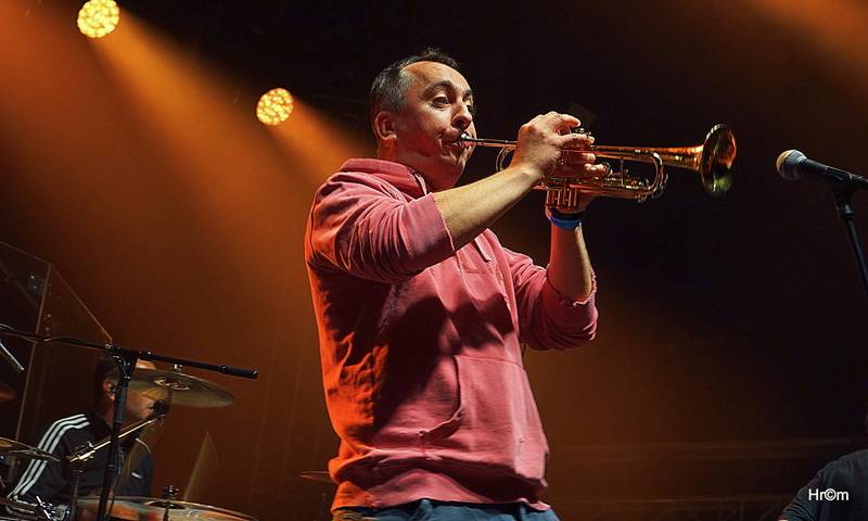 Divokej Bill Doma: V Úvalech zahrál sousedům a kamarádům, vystoupili i Medvěd 009 a Tereza Balonová