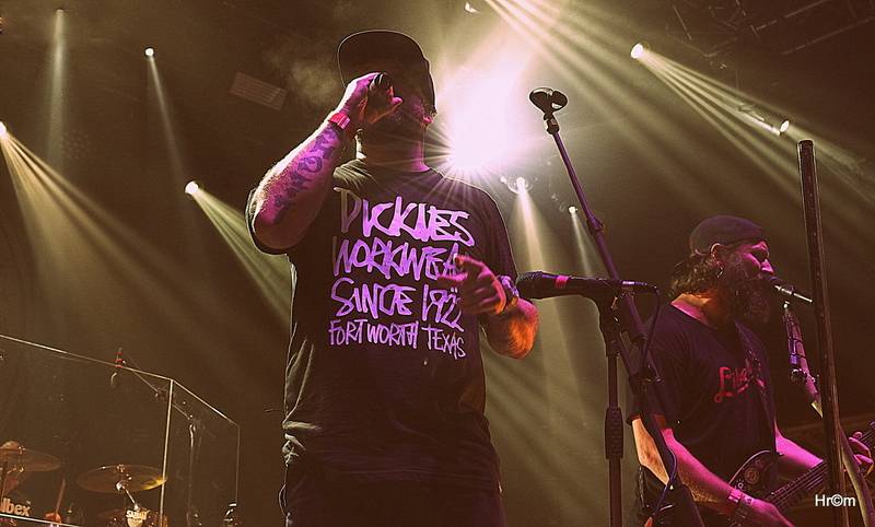 Divokej Bill Doma: V Úvalech zahrál sousedům a kamarádům, vystoupili i Medvěd 009 a Tereza Balonová