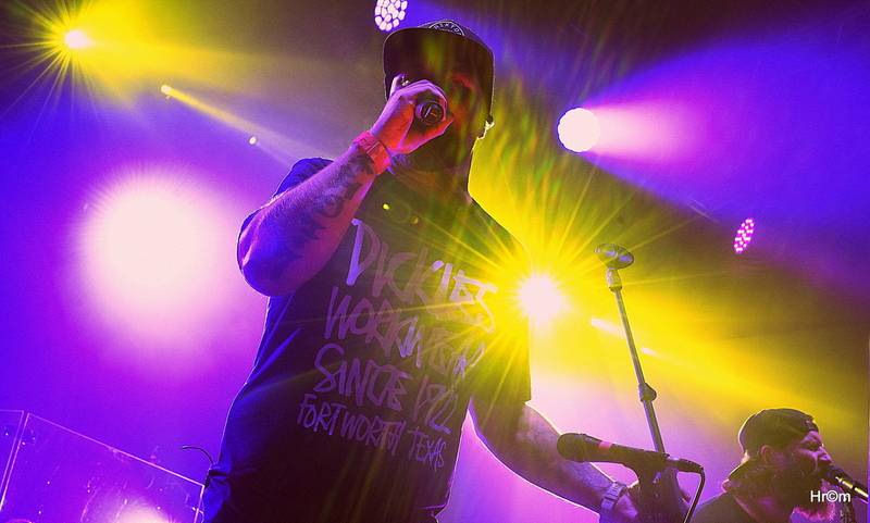 Divokej Bill Doma: V Úvalech zahrál sousedům a kamarádům, vystoupili i Medvěd 009 a Tereza Balonová