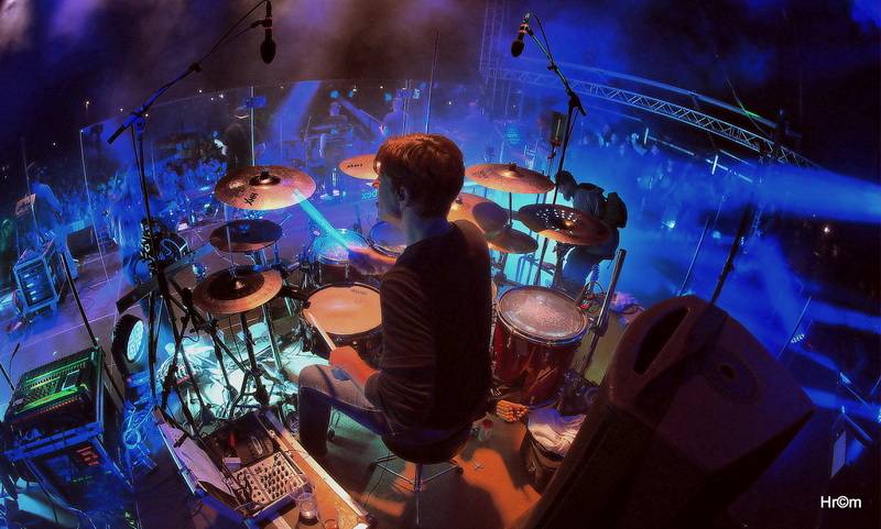 Divokej Bill Doma: V Úvalech zahrál sousedům a kamarádům, vystoupili i Medvěd 009 a Tereza Balonová