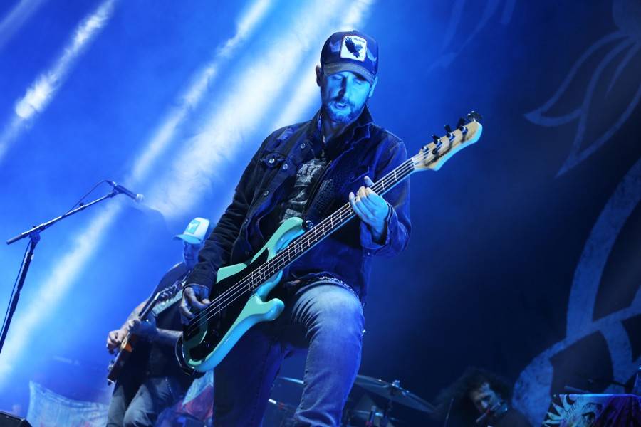 Alice Cooper v Bratislavě: Středověký hrad, poprava gilotinou i svěrací kazajka