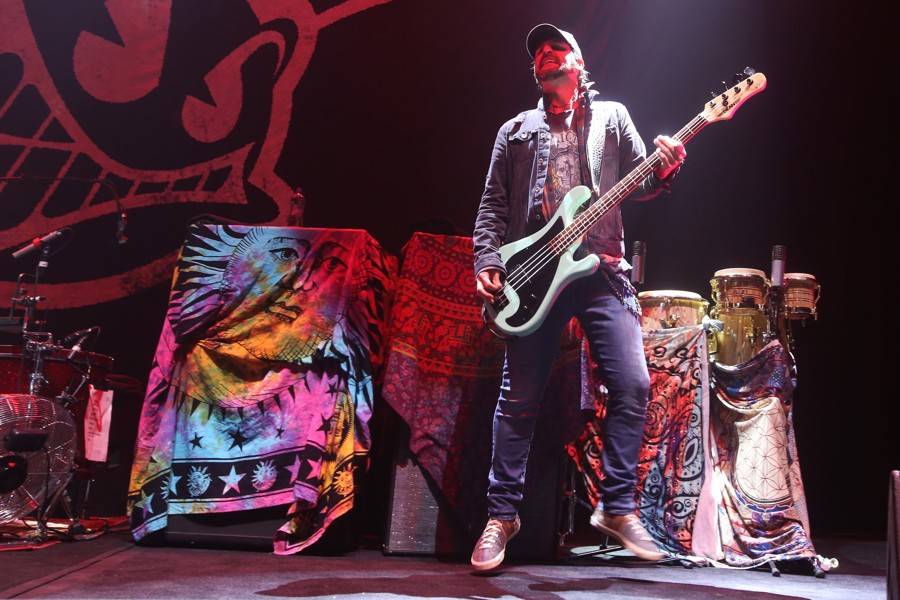 Alice Cooper v Bratislavě: Středověký hrad, poprava gilotinou i svěrací kazajka