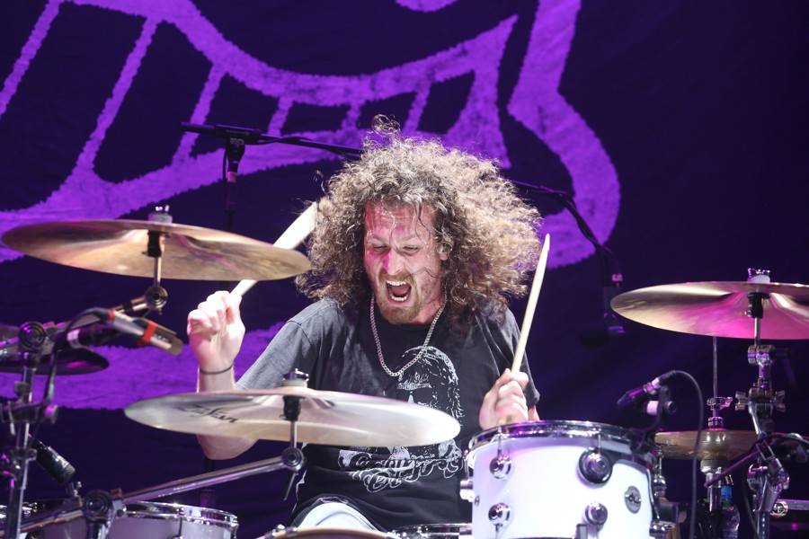 Alice Cooper v Bratislavě: Středověký hrad, poprava gilotinou i svěrací kazajka