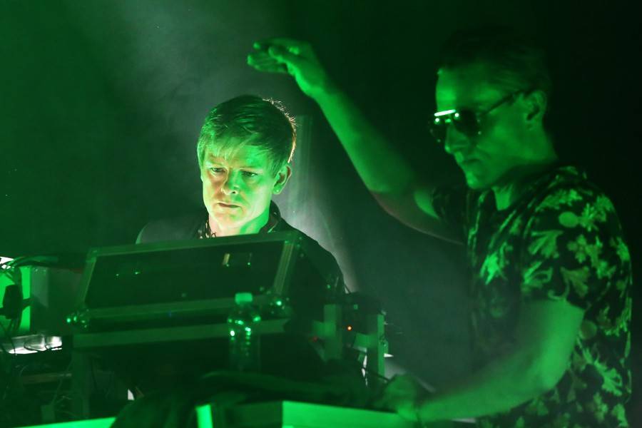 Islandské duo GusGus si svou elektronikou podmanilo brněnskou Flédu