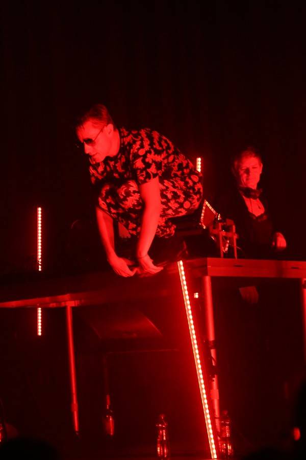 Islandské duo GusGus si svou elektronikou podmanilo brněnskou Flédu