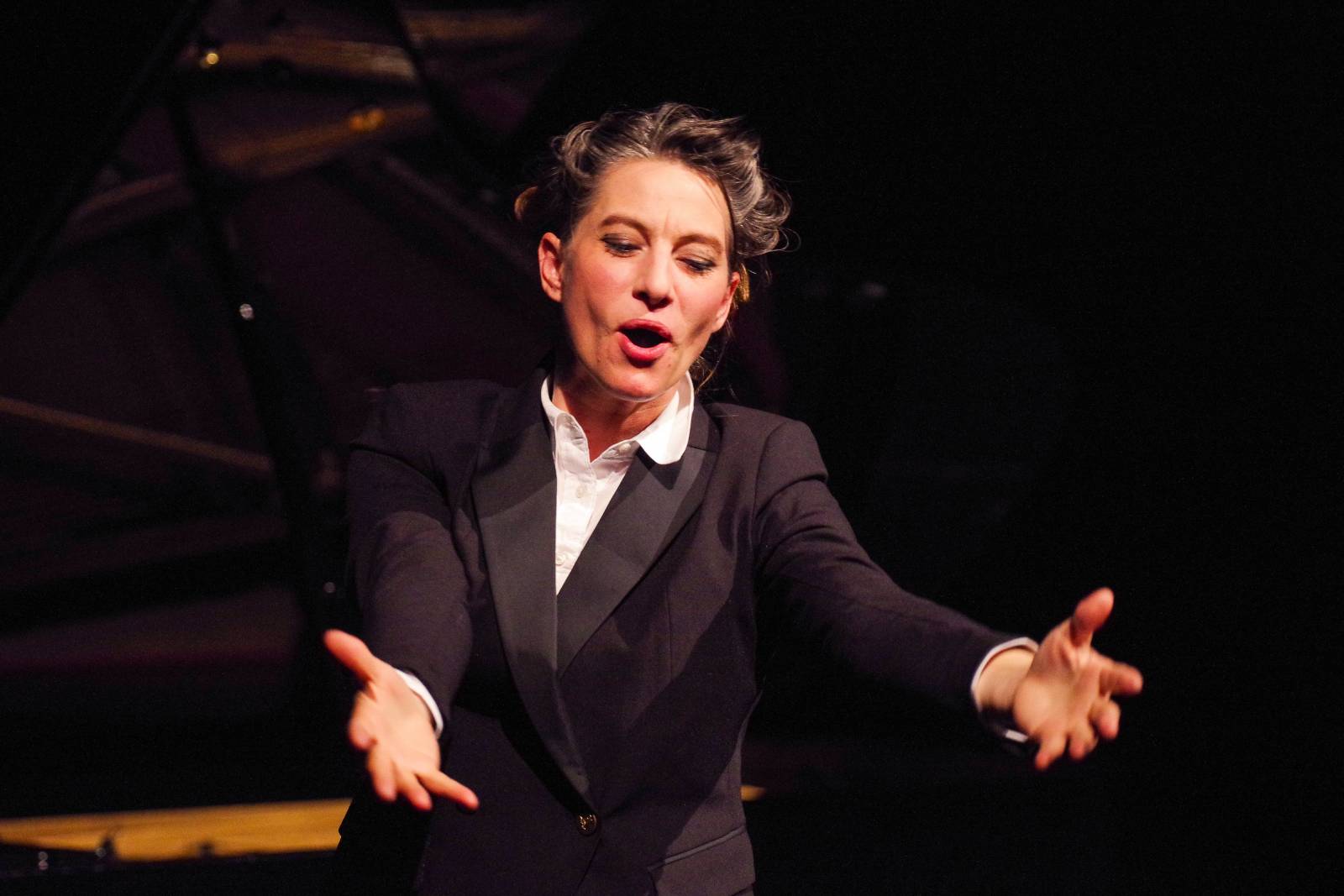 Amanda Palmer předvedla v divadle Hybernia kombinaci stand-upu a koncertu