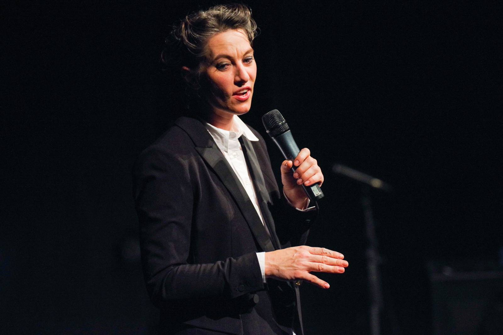 Amanda Palmer předvedla v divadle Hybernia kombinaci stand-upu a koncertu