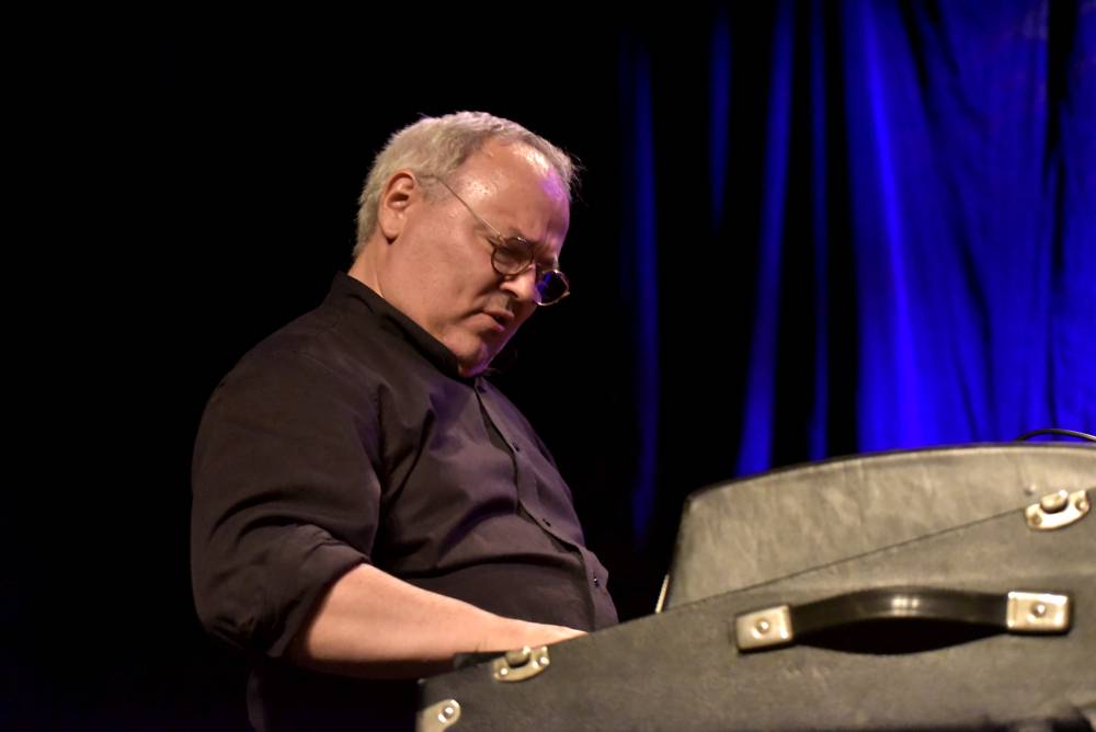 Jazzový trumpetista Erik Truffaz a rapper Nya strhli publikum v pražské Akropoli