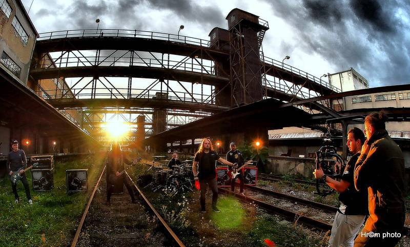 Harlej bude slavit 25 let a natáčel videoklip k novému albu