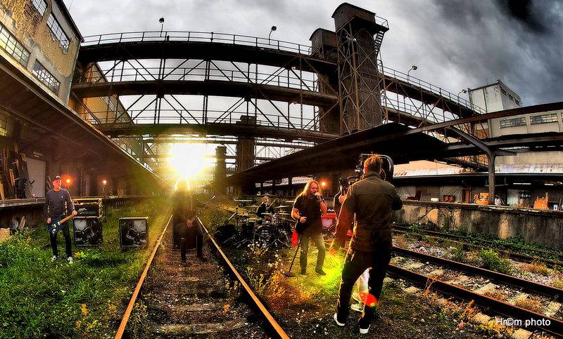 Harlej bude slavit 25 let a natáčel videoklip k novému albu