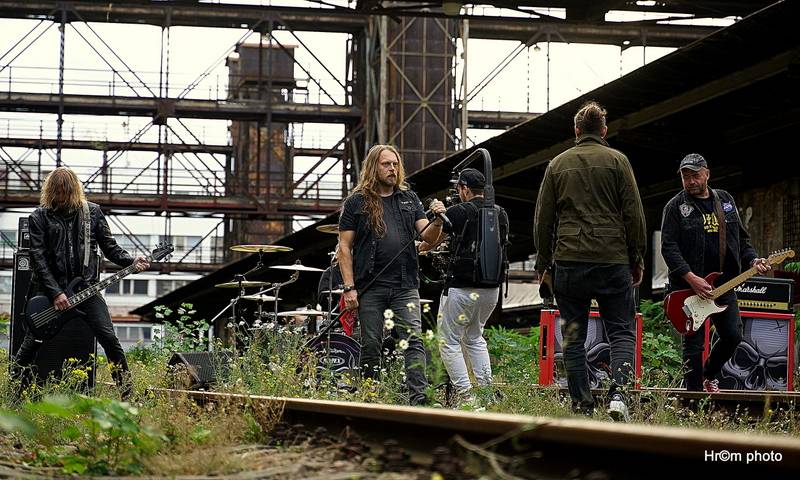 Harlej bude slavit 25 let a natáčel videoklip k novému albu