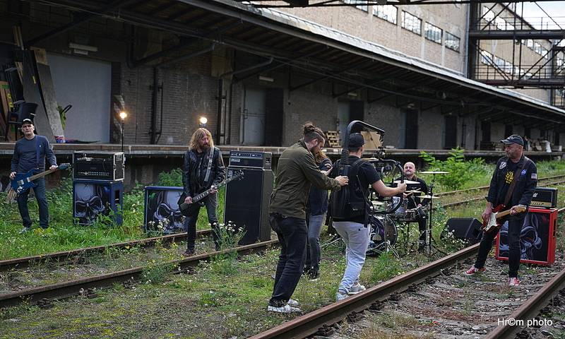 Harlej bude slavit 25 let a natáčel videoklip k novému albu