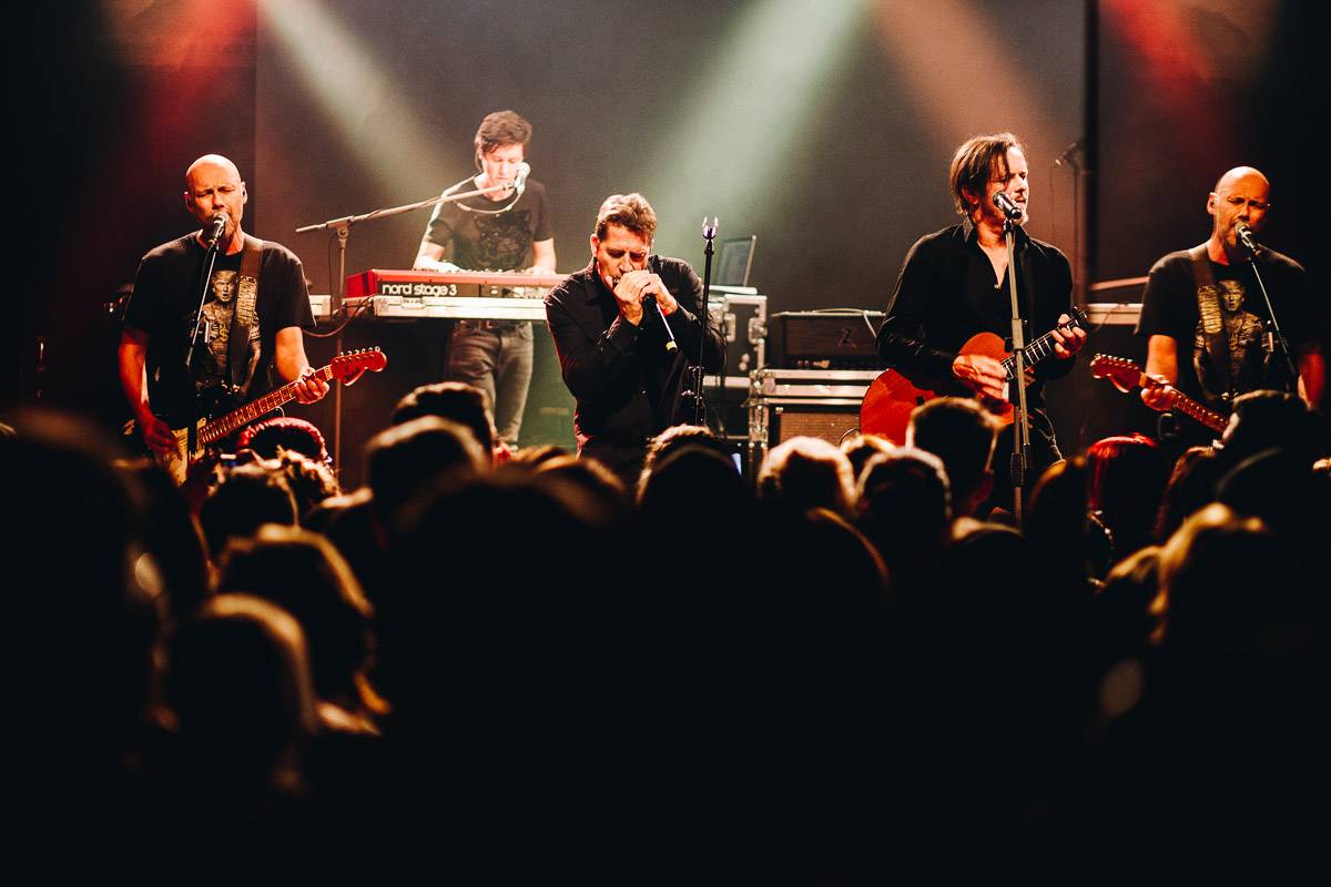 Chinaski se i na druhém křtu alba 11 v Lucerna Music Baru dočkali nadšeného přijetí nových písní