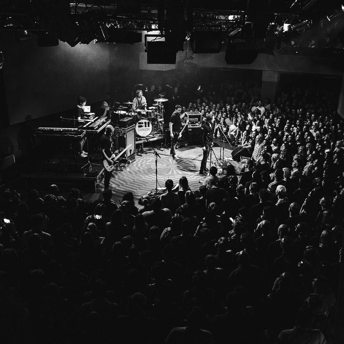 Chinaski se i na druhém křtu alba 11 v Lucerna Music Baru dočkali nadšeného přijetí nových písní