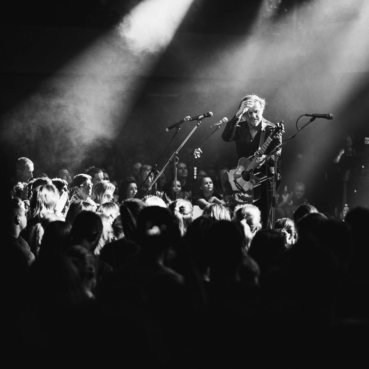 Chinaski se i na druhém křtu alba 11 v Lucerna Music Baru dočkali nadšeného přijetí nových písní