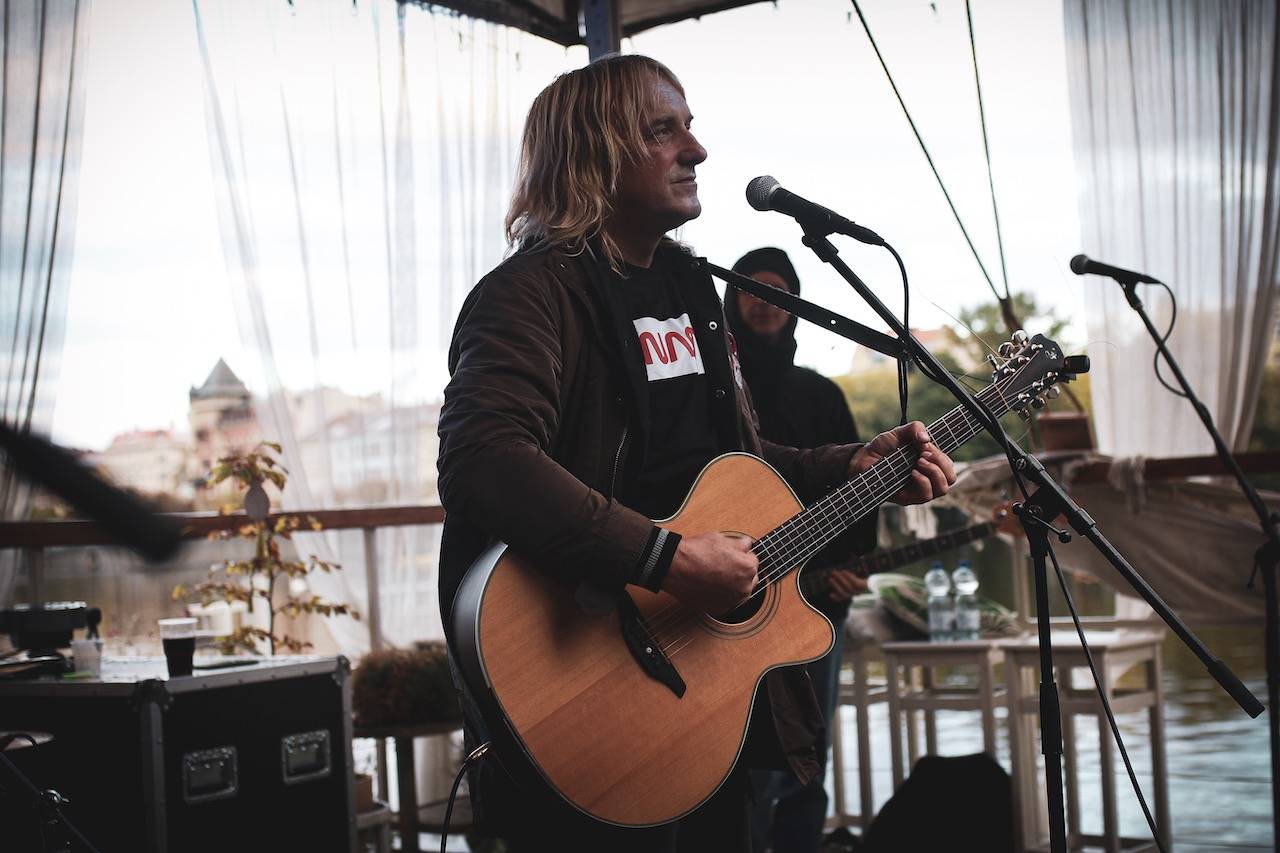 Vypsaná fiXa představila na pražském Střeleckém ostrově svou deštěm pokřtěnou Kvalitu