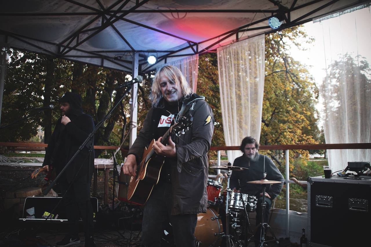 Vypsaná fiXa představila na pražském Střeleckém ostrově svou deštěm pokřtěnou Kvalitu