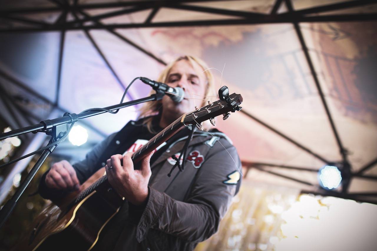 Vypsaná fiXa představila na pražském Střeleckém ostrově svou deštěm pokřtěnou Kvalitu