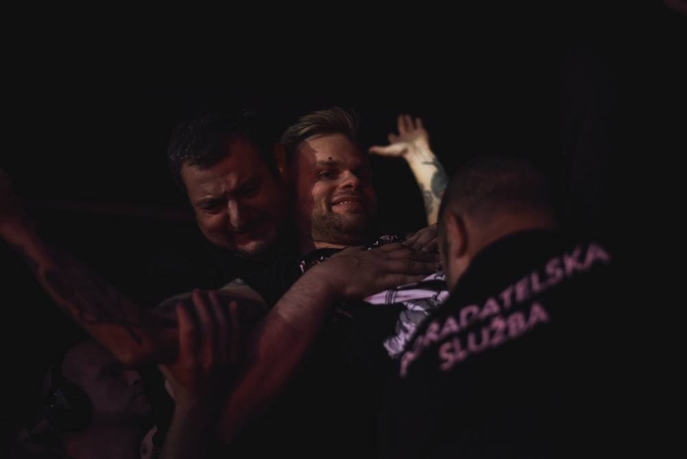 As I Lay Dying předvedli ve Foru Karlín pořádně divokou show