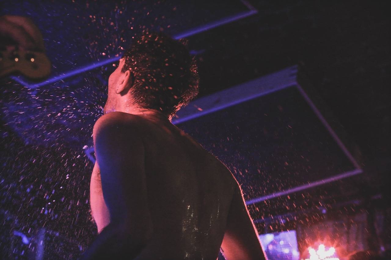 Life v Praze smazali hranice mezi pódiem a obecenstvem