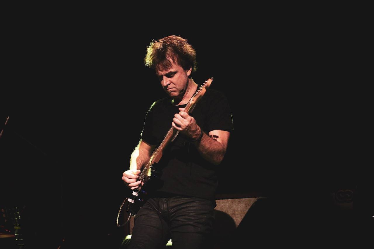 Dan Bárta nabil Palác Akropolis pozitivní energií. S Illustratosphere představil novou desku