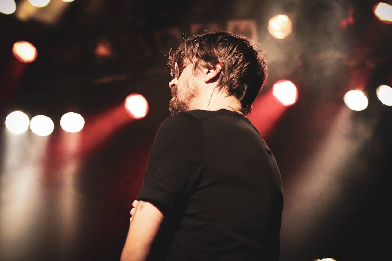 Dan Bárta nabil Palác Akropolis pozitivní energií. S Illustratosphere představil novou desku