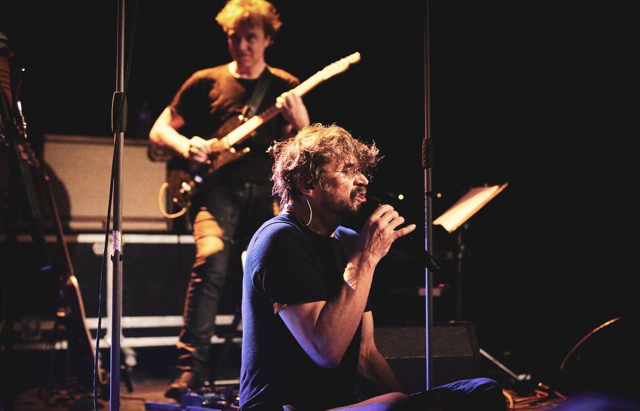 Dan Bárta nabil Palác Akropolis pozitivní energií. S Illustratosphere představil novou desku